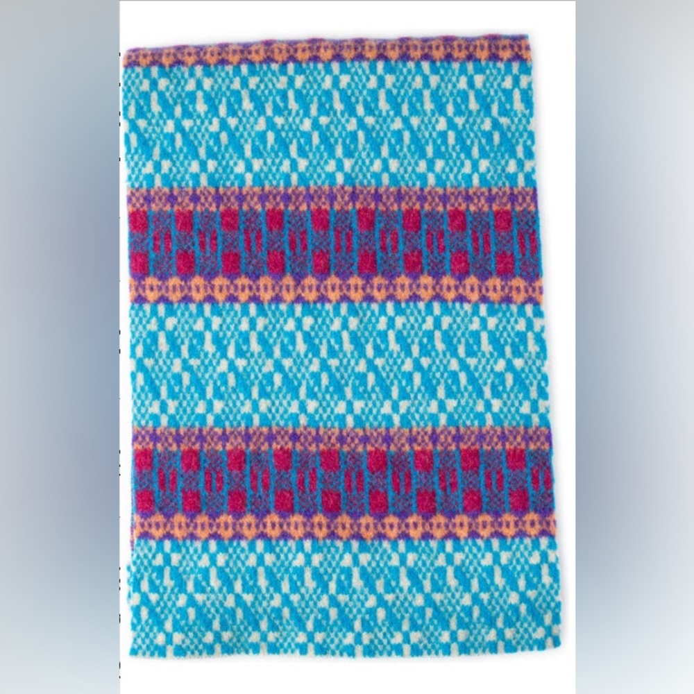 MACKIE Culzean Jacqaurd Lambswool Scarf